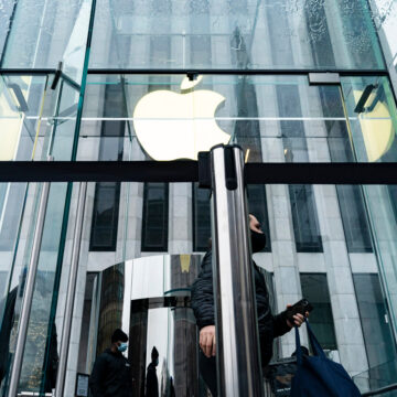 Apple’s profit jumps to $34.6 billion in holiday quarter despite supply issues.