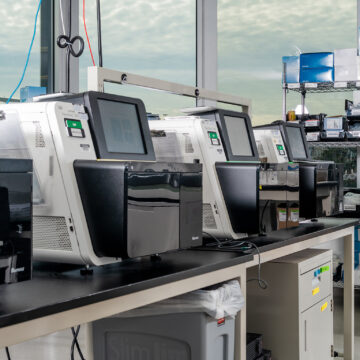 A Gene Sequencing Pioneer Battles Over What It Can Buy