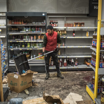 Kazakhstan’s Internet Shutdowns Could Be a Warning for Ukraine