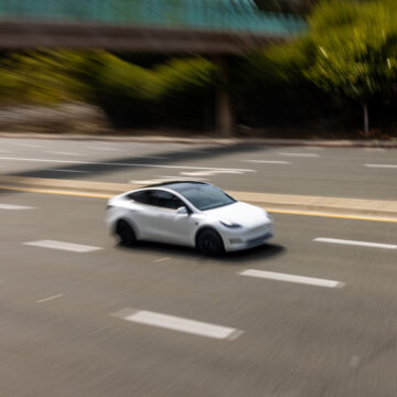 Regulators Investigate Tesla Over Reports of ‘Phantom Braking’