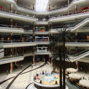 There’s No Global Shopping Mall