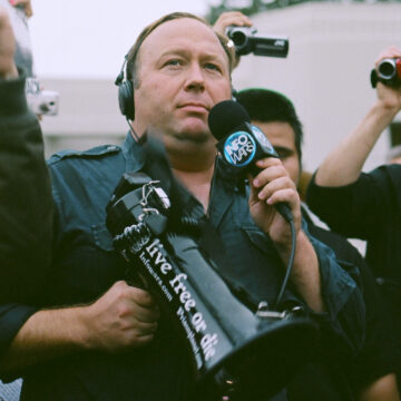 Ties Between Alex Jones and Radio Network Show Economics of Misinformation