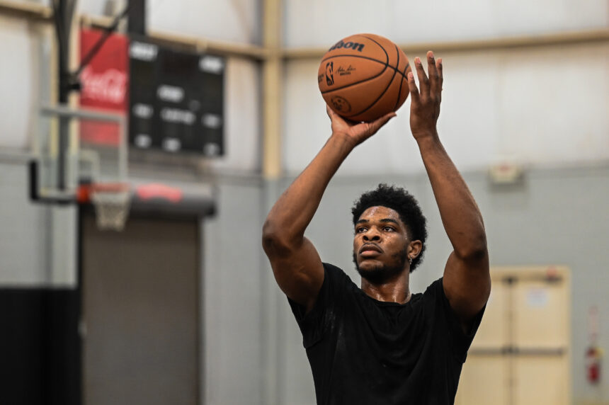 Portland Trail Blazers guard Scoot Henderson, coach Chauncey Billups are already creating a bond
