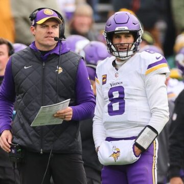Kirk Cousins got hurt, but he shouldn’t have been on the Vikings’ roster