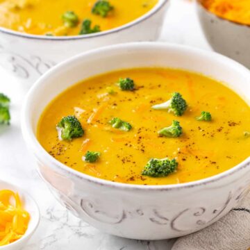 Vegan Broccoli Cheddar Soup