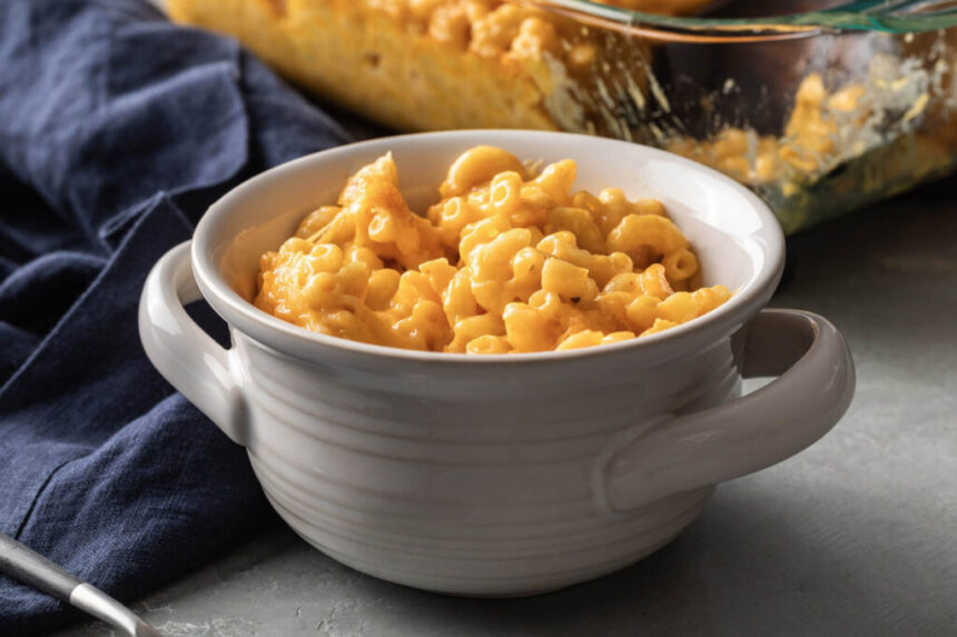 Velveeta Mac and Cheese Velveeta Mac and Cheese