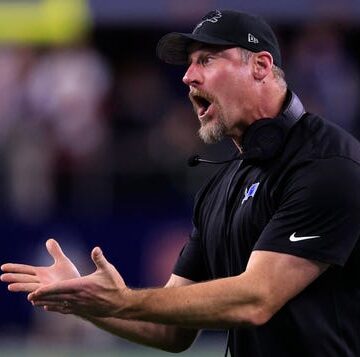 I love it when Dan Campbell gets that crazy look in his eyes