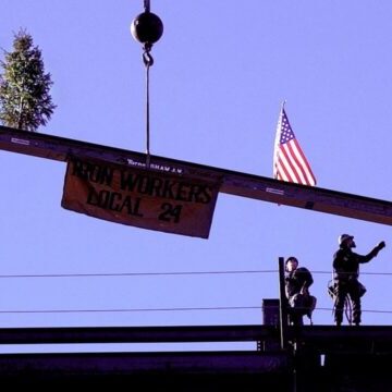 Black Steelworkers Had a Manager Who Would Raise His Fist and Declare ‘White Power!’ Now, the Company Must Pay $500K Black Steelworkers Had a Manager Who Would Raise His Fist and Declare ‘White Power!’ Now, the Company Must Pay $500K