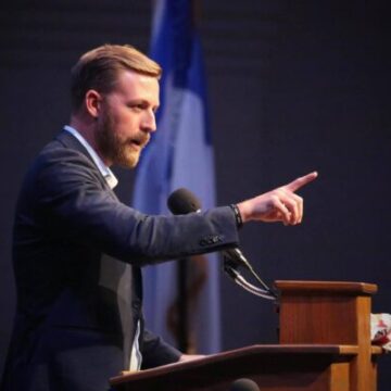 ‘A Deliberate Lie’: Oklahoma Schools’ Superintendent Lashes Out at Media After Department Is Sued for Demanding Teachers Pay Back Five-Figure Bonuses ‘A Deliberate Lie’: Oklahoma Schools’ Superintendent Lashes Out at Media After Department Is Sued for Demanding Teachers Pay Back Five-Figure Bonuses