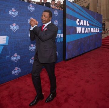 Former Raider, Rocky star Carl Weathers dead at 76