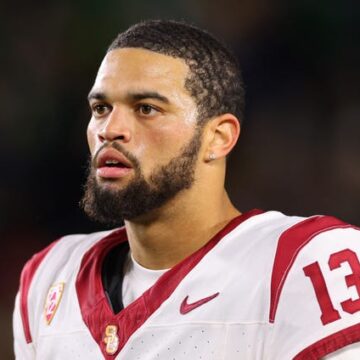 The Bears may keep Justin Fields — and draft Caleb Williams