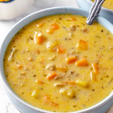 Vegan Cheeseburger Soup