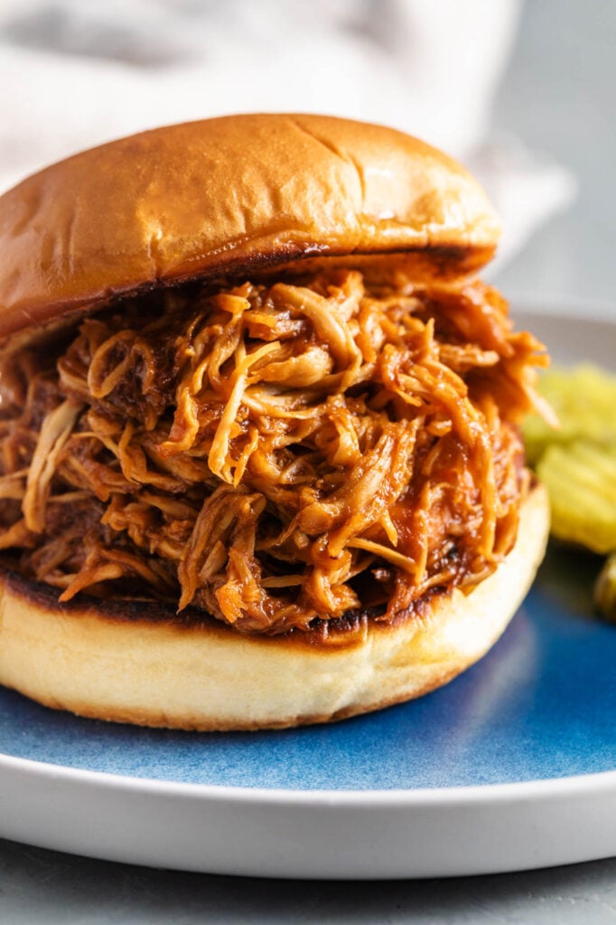 Pulled Chicken Burgers Pulled Chicken Burgers