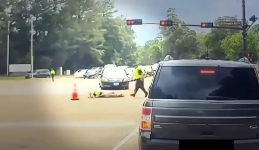 ‘Why Would You Kick the Car?’: Texas Traffic Cop Shatters His Leg Kicking Moving Vehicle, Falsely Claims the Driver Hit Him Until a Witness Video Proved Otherwise
