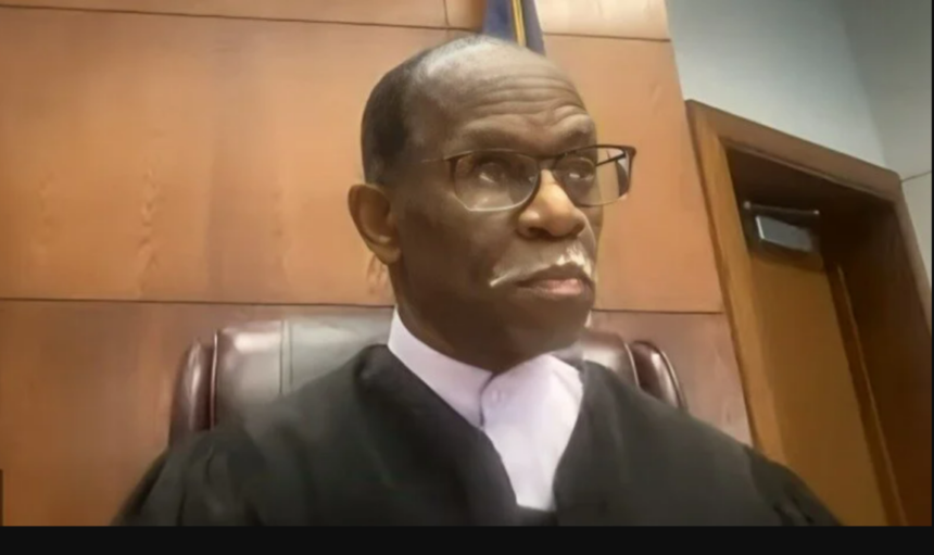 ‘You Don’t Want to Do That with Me’: Viral Michigan Judge Issues Warning to Defendant Who Laughs After Being Caught Nonchalantly Smoking During Virtual Hearing 
