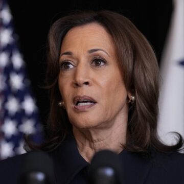 Kamala Harris Visits Milwaukee: Event CLOSED to Press and She's Greeted by Pro-Hamas Protesters Kamala Harris Visits Milwaukee: Event CLOSED to Press and She’s Greeted by Pro-Hamas Protesters