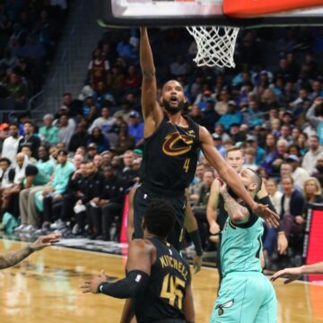 Cleveland Cavaliers center Evan Mobley figures out his basketball role Cleveland Cavaliers center Evan Mobley figures out his basketball role