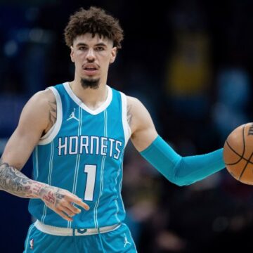 The 2025 NBA All-Snub team The 2025 NBA All-Snub team
