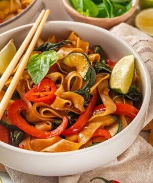 Drunken Noodles (Pad Kee Mao) Drunken Noodles (Pad Kee Mao)
