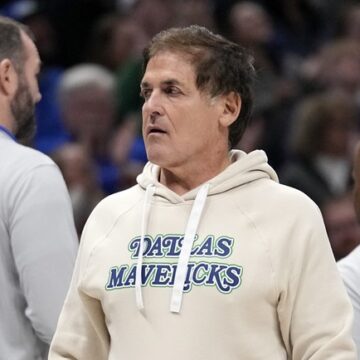 Mark Cuban Headlines Cringe-Inducing ‘Principles First Summit’ With a Line-Up of Lefties and RINOs