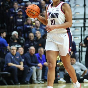 Boston Celtics executive Allison Feaster hopes shining moment comes for daughter, UConn star Sarah Strong Boston Celtics executive Allison Feaster hopes shining moment comes for daughter, UConn star Sarah Strong