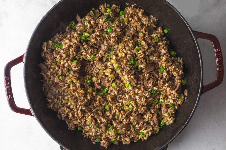 How to Make Dirty Rice (Louisiana Cajun Recipe)