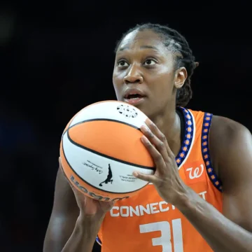 Tina Charles Reaches 8,000 Points, Hits Major WNBA Milestone
