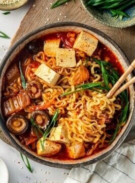 Kimchi Ramen With Tofu Kimchi Ramen With Tofu