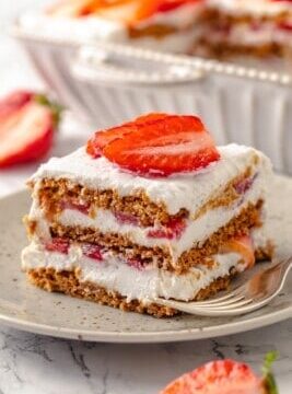 No-Bake Strawberry Icebox Cake