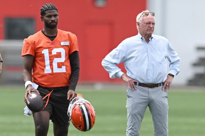 Shedeur Sanders has a Cleveland Browns problem Shedeur Sanders has a Cleveland Browns problem