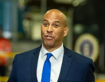 Senator Cory Booker’s love story takes unexpected turn