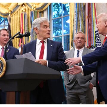 ‘They Finna Fire His A—’: Trump Does the Unthinkable During Live Presser Then Somehow Makes It Worse After Brutal Fact-Check from Dr. Oz