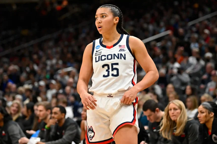 UConn Begins New Era as No. 1 in AP Women’s Basketball Poll