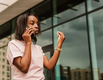 10 alarming signs your friend is a vulnerable narcissist