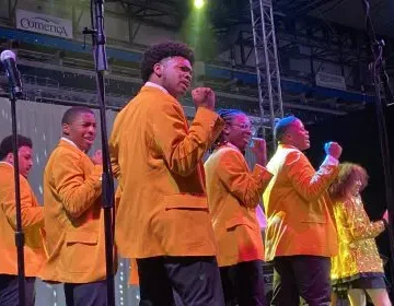 Detroit Youth Choir adds magic to Wicked premieres