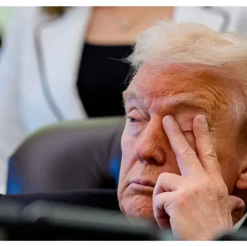 ‘He’s Scared’: Trump Loses It After Crowd Erupts Over a Brutal Clapback Aimed at Him — Then Scrambles to Save Face and Just Makes the Humiliation Worse