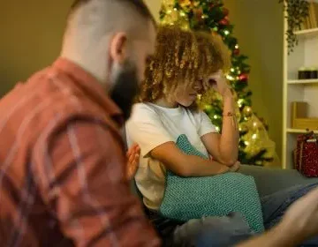 Holiday season stress nobody warns you about in love