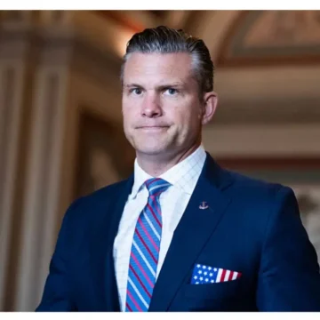 ‘Lock Him Up!!’: Pete Hegseth’s Smug Defense of Illegal Boat Strike Ignites Fury as Experts Warn He May Face Charges No Trump Pardon Can Touch