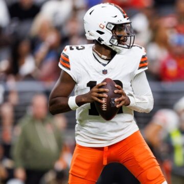 Shedeur Sanders earns the right to start for the Cleveland Browns