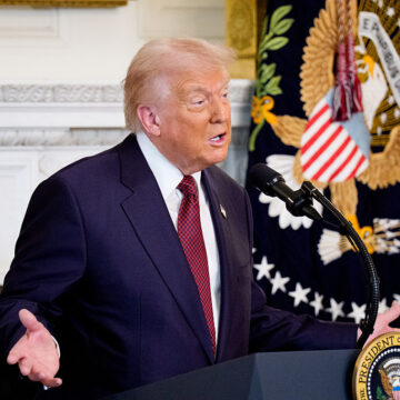 ‘She’s Not Taking Any BS!’: Trump Tries to Bully a Reporter Into Silence — And Her Look Back at Him Is All Anyone Can Talk About ‘She’s Not Taking Any BS!’: Trump Tries to Bully a Reporter Into Silence — And Her Look Back at Him Is All Anyone Can Talk About