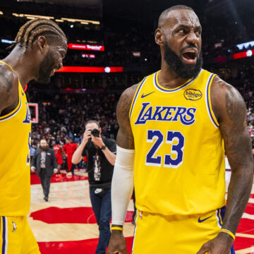 Putting LeBron’s Incredible 10-Point Scoring Streak In Perspective!