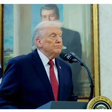 ‘WHAT?!?!?!!’: One Question About a Top Official Gets Trump So Worked Up, He Drifts Mid-Answer, Gets Stuck Looping on One Word, Then Abrupty Ends Presser