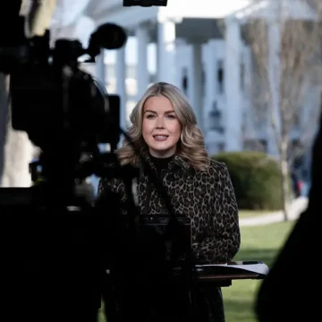 ‘Who’s Going to Tell Her?’: Karoline Leavitt Mocked for Congratulating Dead President on Teaming Up with Trump