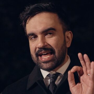 That’s Not Reich! Legacy Media Ignores Mamdani Doing the Same ‘Nazi Salute’ They Attacked Musk Over