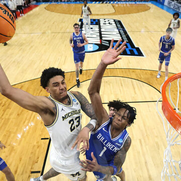 NCAA Men’s Tournament: Midwest Regional Tracker
