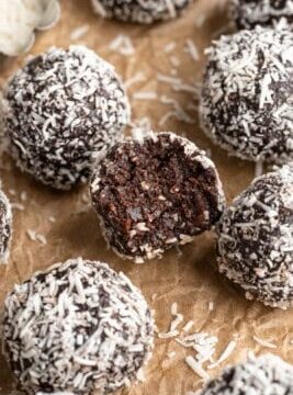 No Bake Brownie Energy Bites