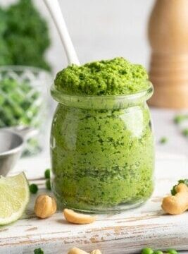 Creamy Cashew Pea Pesto