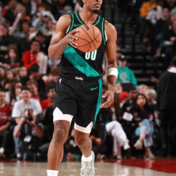 Portland Trail Blazers guard Scoot Henderson overcomes injuries to arrive at NBA play-in tournament Portland Trail Blazers guard Scoot Henderson overcomes injuries to arrive at NBA play-in tournament