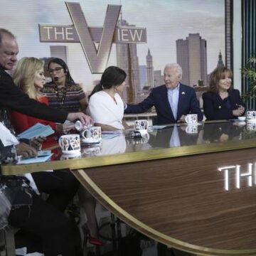 POPCORN! FCC Chair Brendan Carr Asks for Public Comment About ABC's 'Bona Fide News' Program POPCORN! FCC Chair Brendan Carr Asks for Public Comment About ABC’s ‘Bona Fide News’ Program