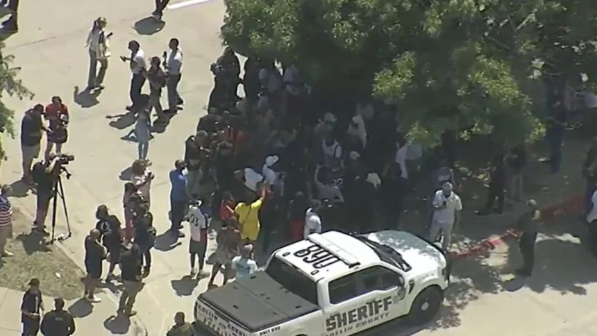 Brawl Breaks Out After Karmelo Anthony Found Guilty of Murder By a Jury with No Black Citizens Brawl Breaks Out After Karmelo Anthony Found Guilty of Murder By a Jury with No Black Citizens